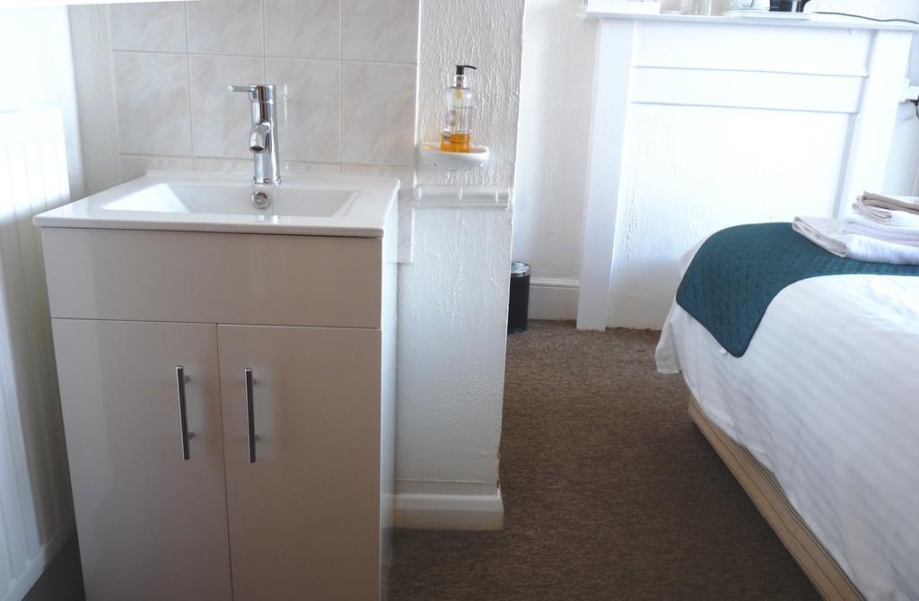 Aaran House Hotel Уеймут Екстериор снимка